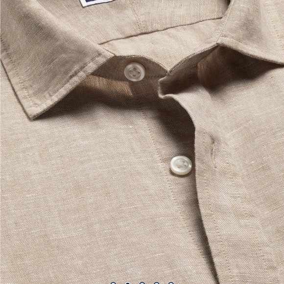Charles Tyrwhitt Men's Beige Short Sleeve Shirt - Picture 4 of 5